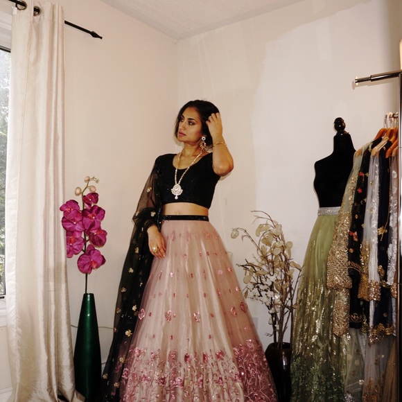 Indian/Pakistani wedding or party wear outfit. - Picture 6 of 9